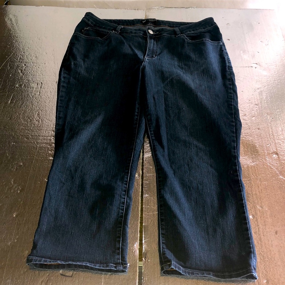 Lee jeans with studded back pockets 18W
